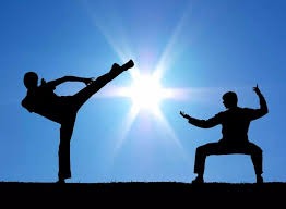 镰刀挥舞！杜兰特迎着库兹马强投三分命中 太阳再度反超1分