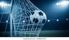 上场还早！广东新援走路一瘸一拐 首秀时间未知